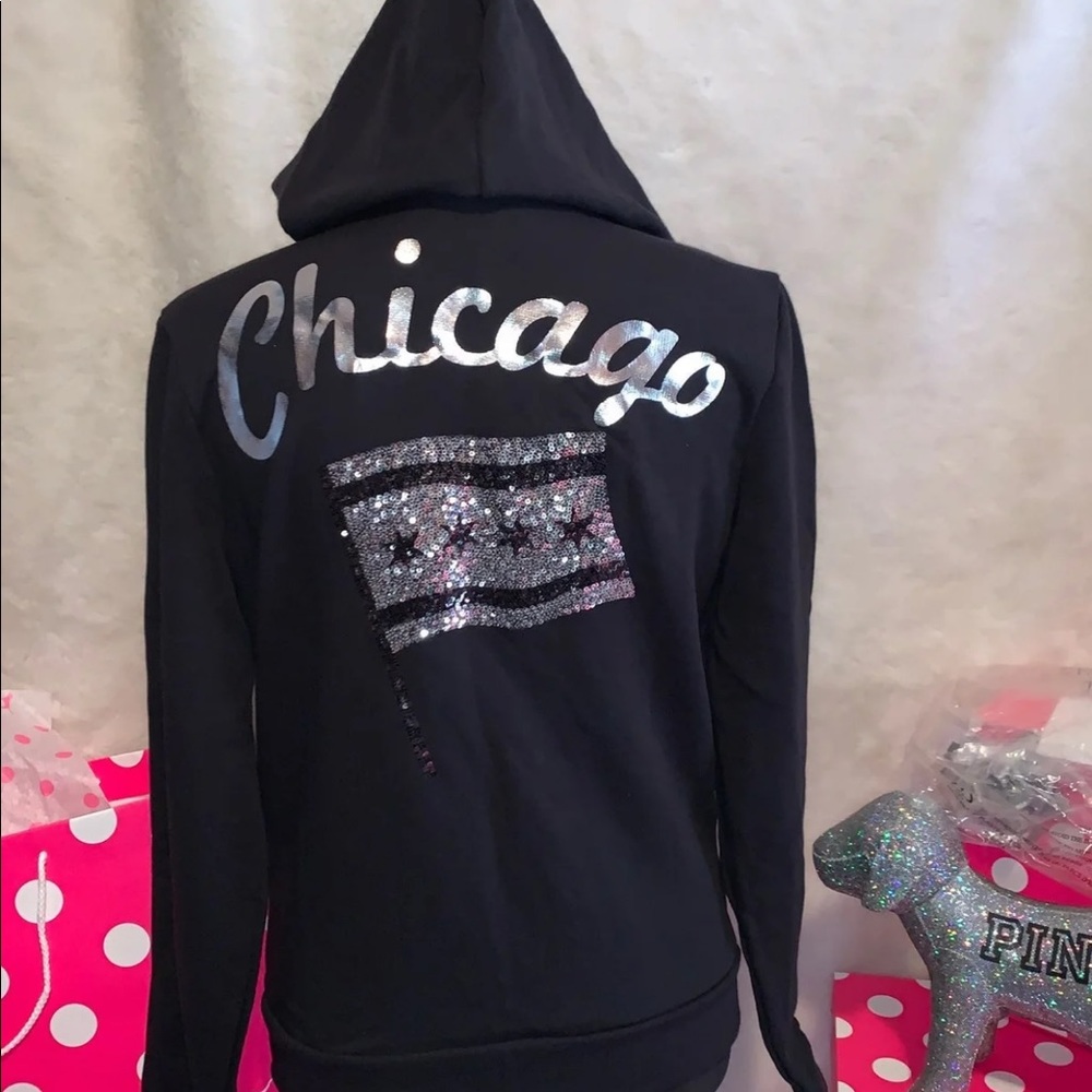 🆕 VS PINK CHICAGO HOODY